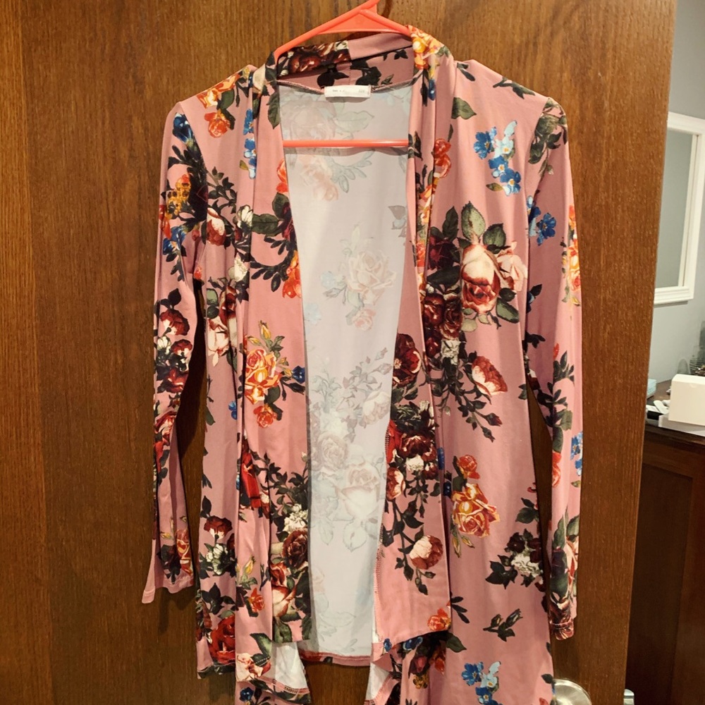 Size S Boutique Cardigan
